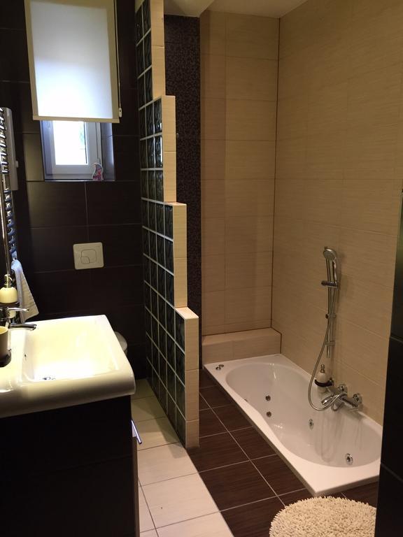 Apartamenty Bednarska 2A グリヴィツェ エクステリア 写真