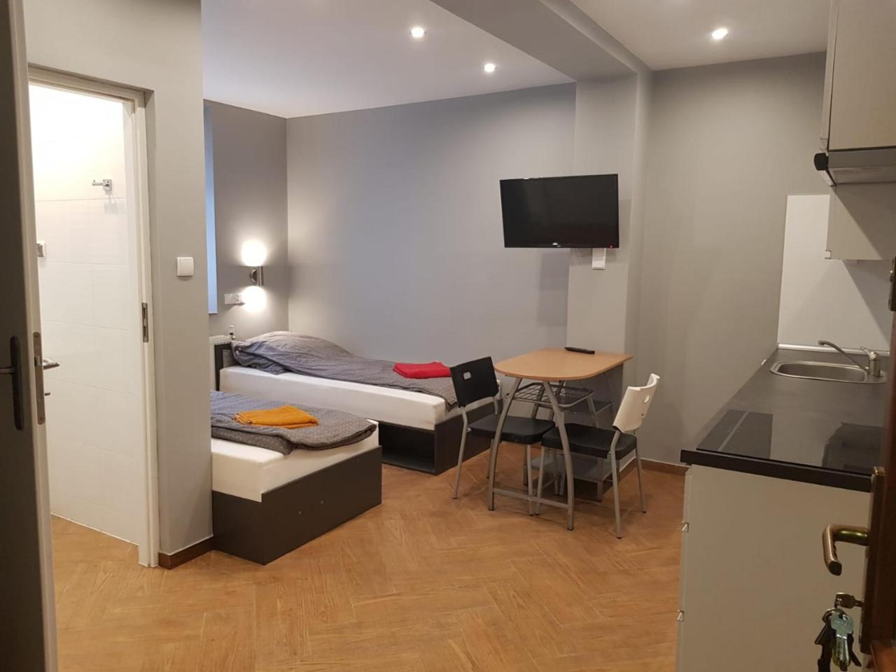 Apartamenty Bednarska 2A グリヴィツェ エクステリア 写真