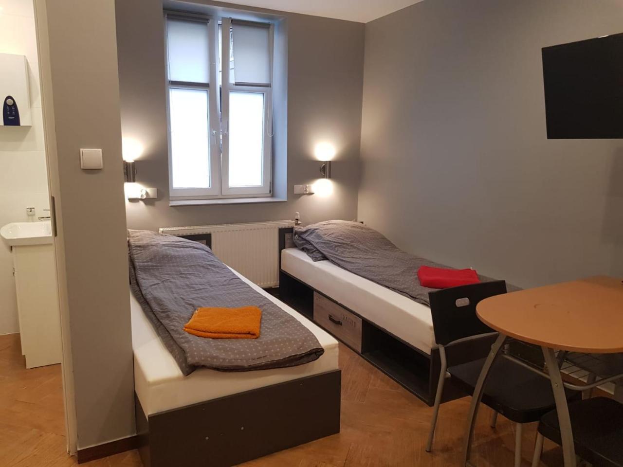 Apartamenty Bednarska 2A グリヴィツェ エクステリア 写真